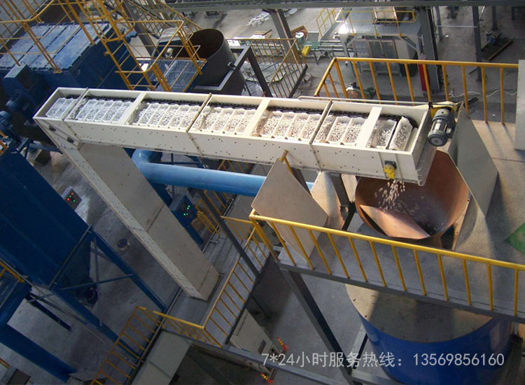 Z型翻斗提升機